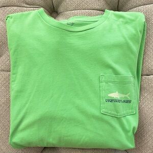 Vineyard Vines Large men’s long sleeve green tee